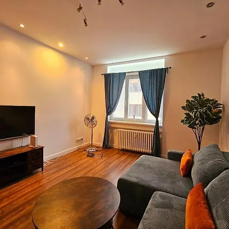 Old Town Promenade I 2 I 55m I Balcony Apartment