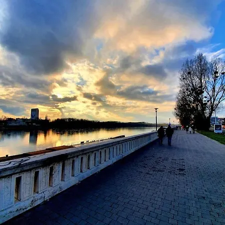 Апартаменты Old Town Promenade I 2 I 55m I Balcony Братислава