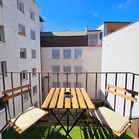 Old Town Promenade I 2 I 55m I Balcony Apartment Bratislava
