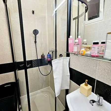 Old Town Promenade I 2 I 55m I Balcony 布拉迪斯拉发